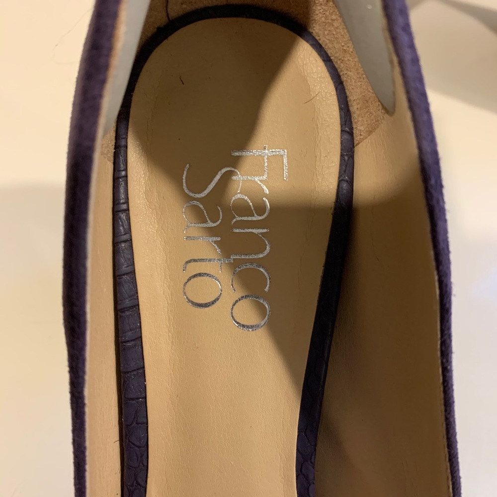 💜💲 SALE 💲💜 
Frank Sarto purple suede heels - Picture 2 of 5